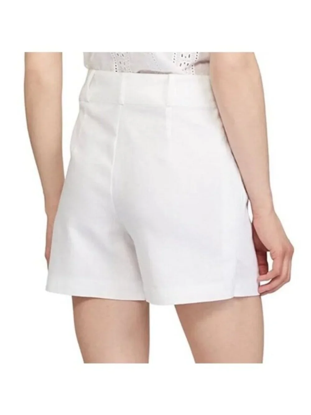 Chaps Linen Blend Pleated Shorts, White, Size 2